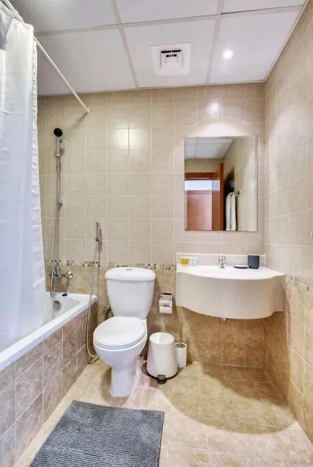 New!! Marina View Apartment - Recently Renovated Dubai United Arab Emirates