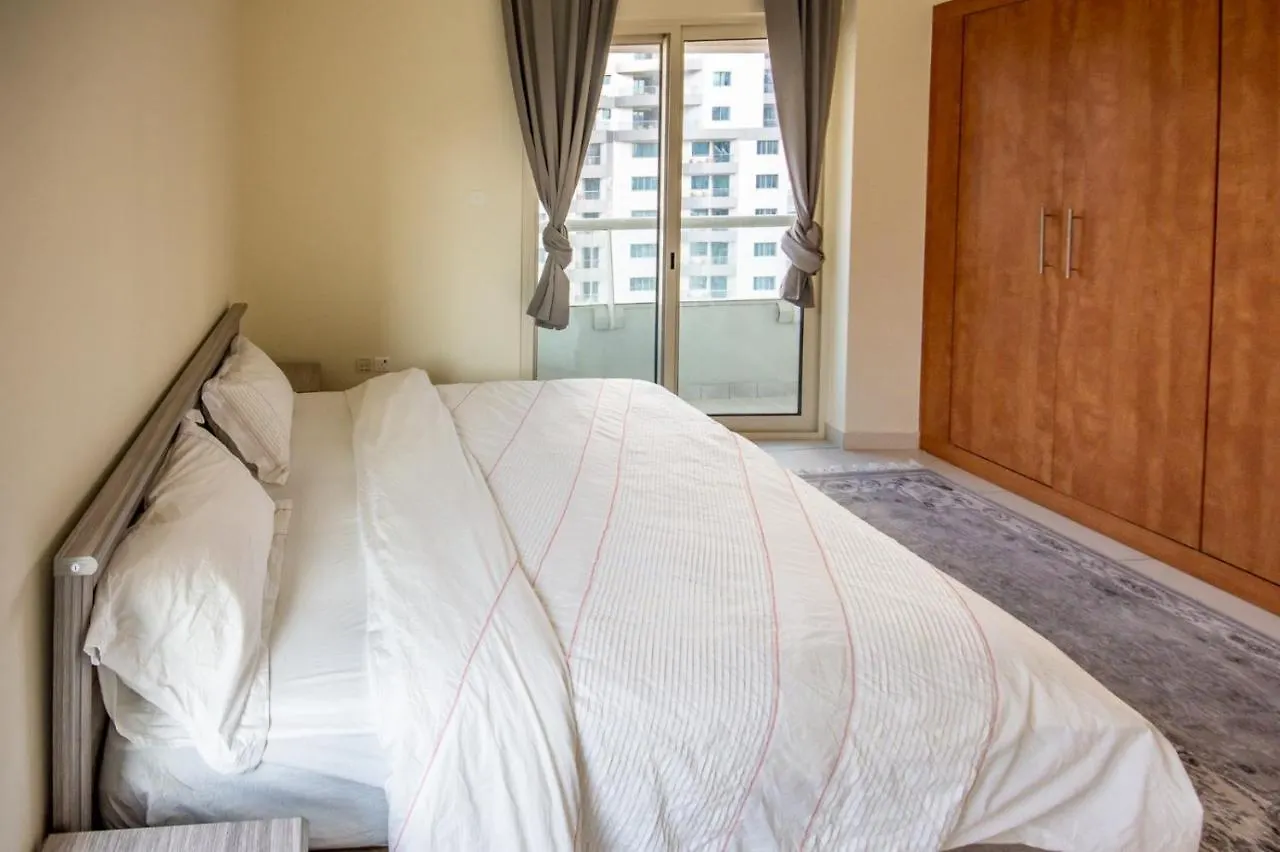 New!! Marina View Apartment - Recently Renovated Dubai United Arab Emirates