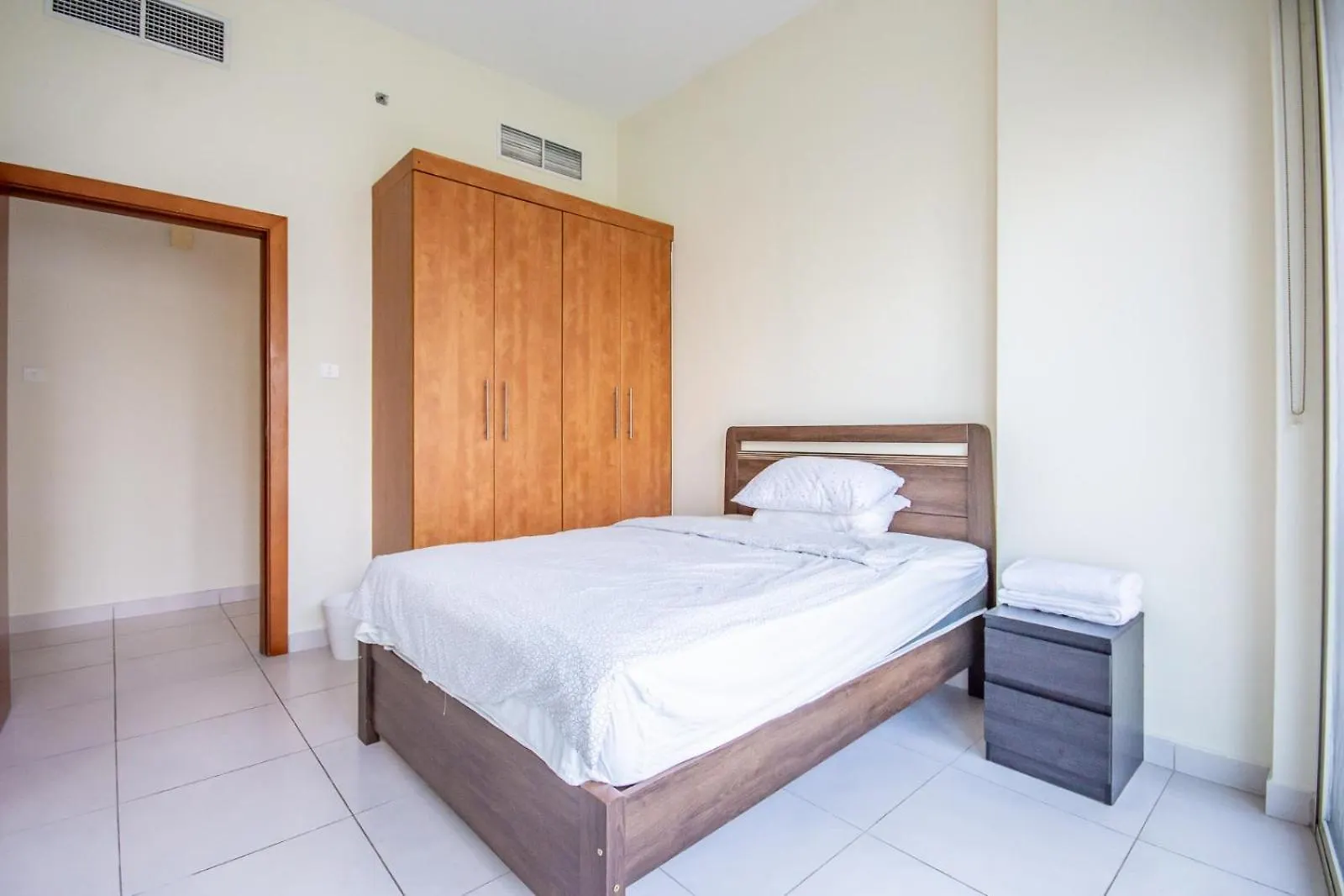 New!! Marina View Apartment - Recently Renovated Dubai 0*,  United Arab Emirates