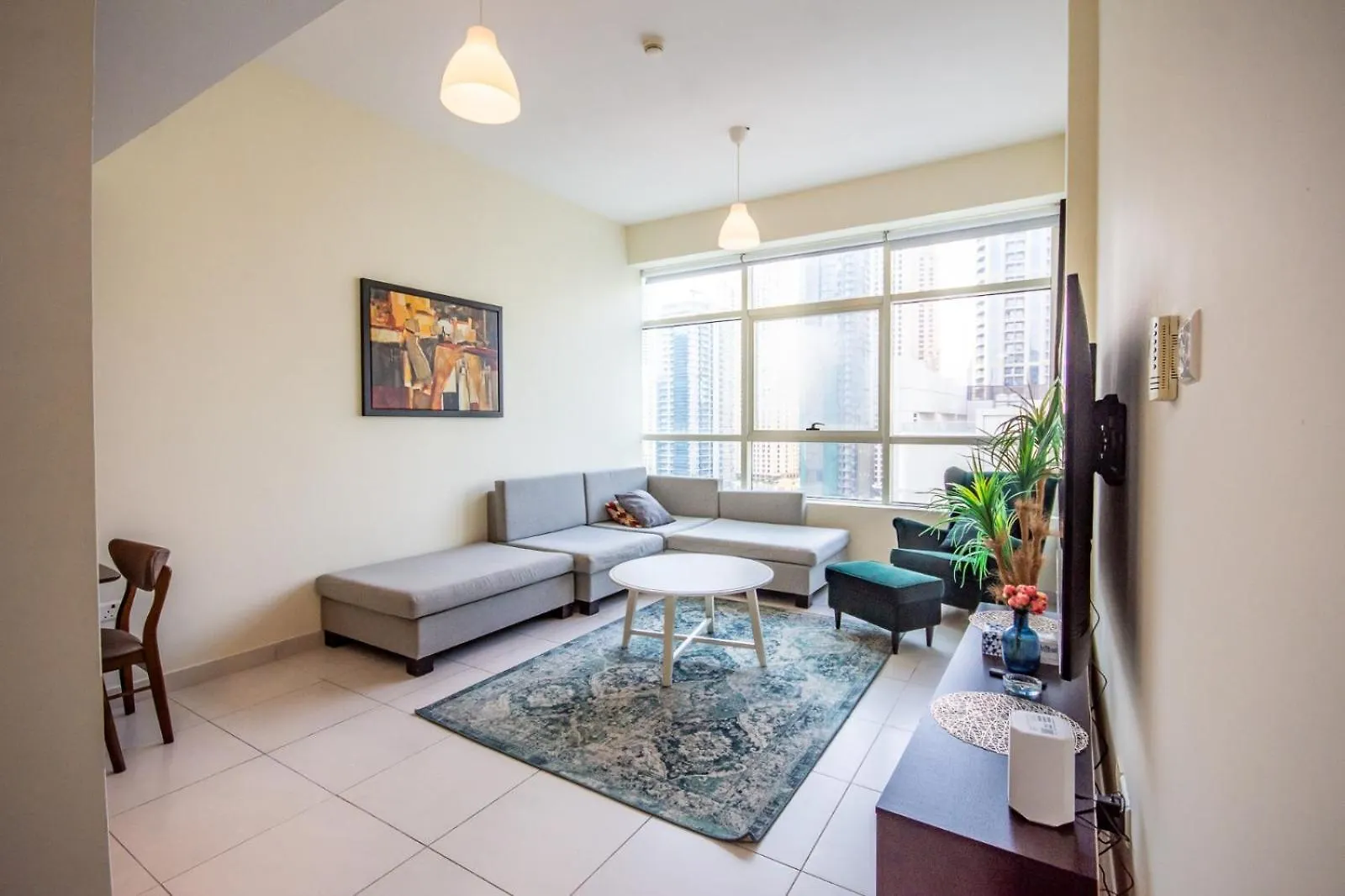 New!! Marina View Apartment - Recently Renovated Dubai