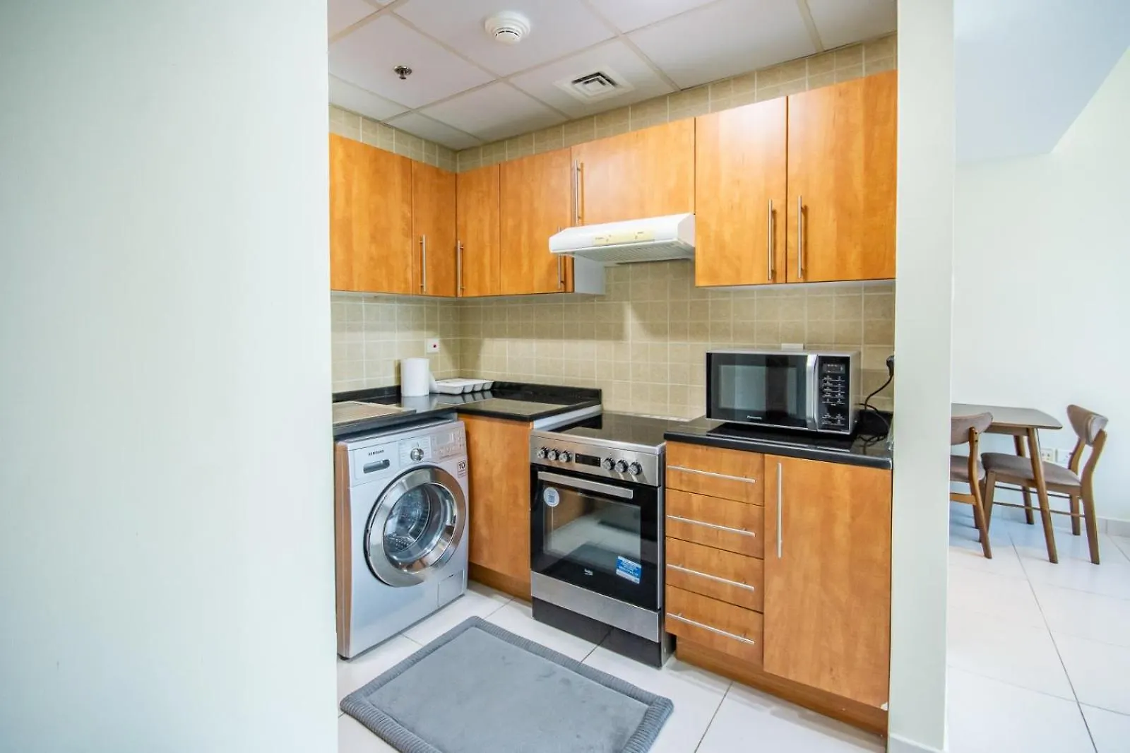 New!! Marina View Apartment - Recently Renovated Dubai 0*,  United Arab Emirates